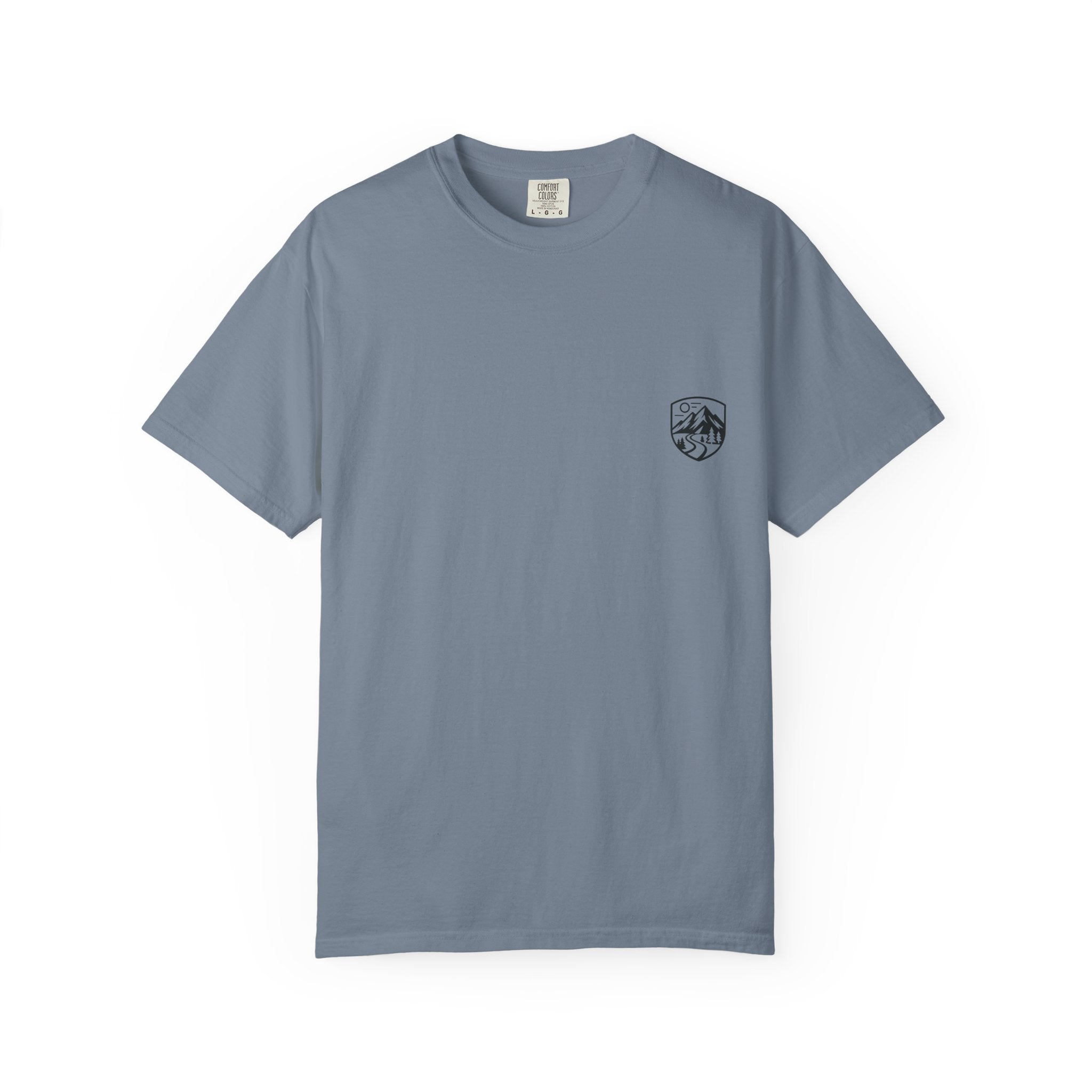 Everest Mountain Graphic T-Shirt — Vintage Adventure Travel Tee